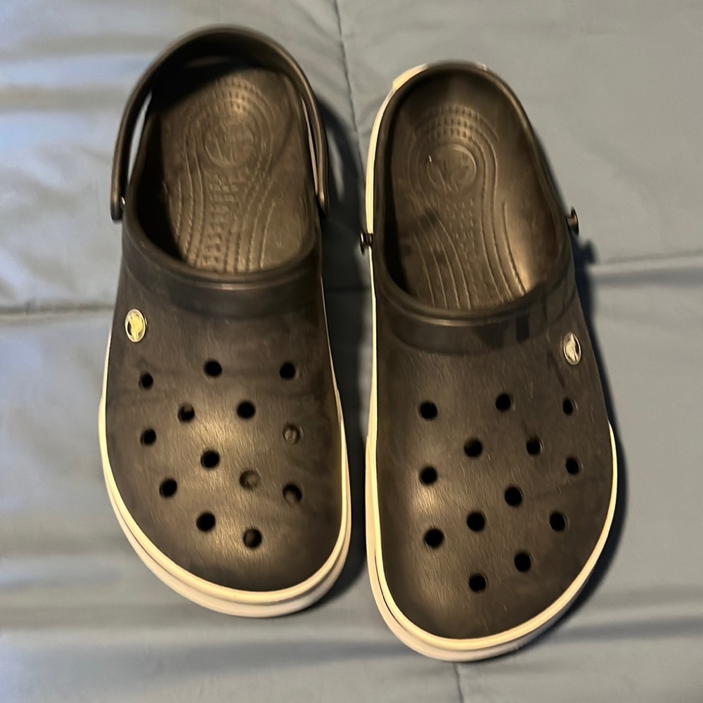 Black Crocs with bottoms